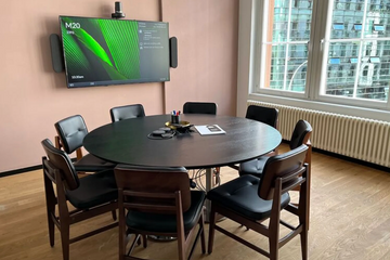 Rest der Welt  Coworking spaces Meeting Room M20 image 1