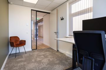 Rest der Welt Arbeitsplatz 1. Gerrit Karsten - kamer image 1