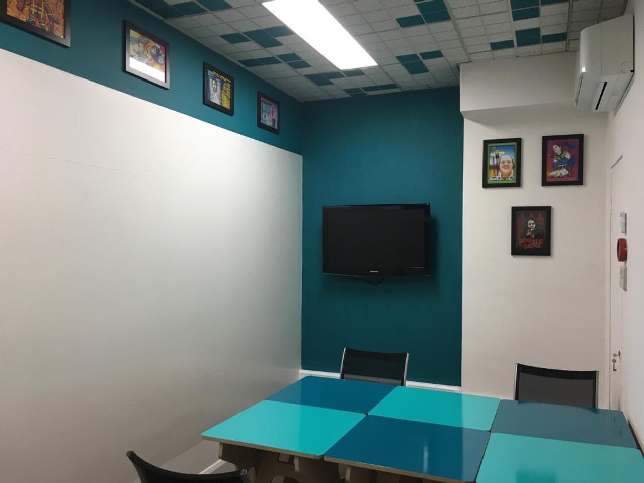 Rest van de wereld  Vergaderzalen kBone Meeting Room image 2