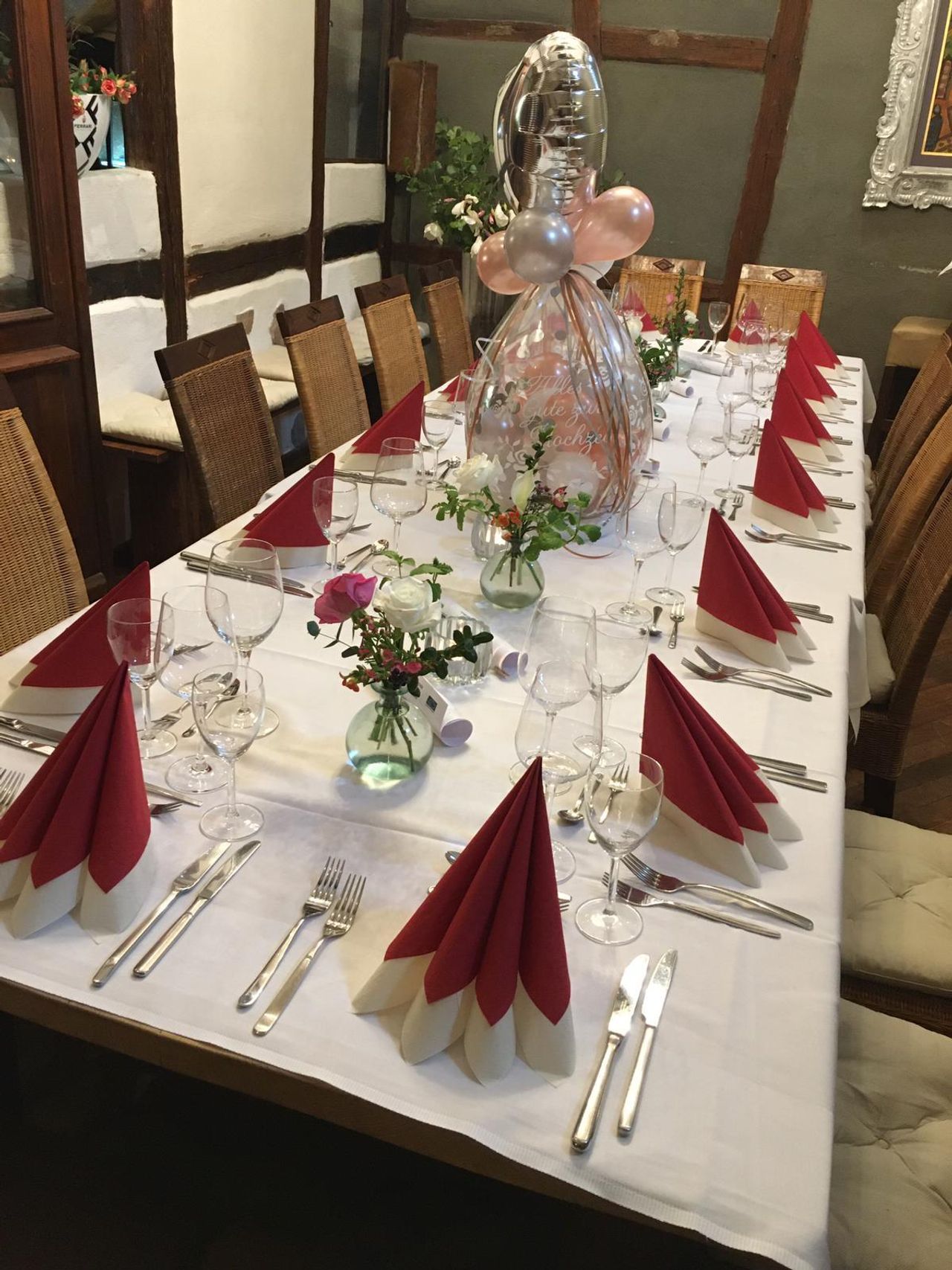 Frankfurt am Main  Außergewöhnliche Locations Mediterrane Hofreite, Meetingräume, Kaminzimmer, Gewölbekeller, Garten image 22