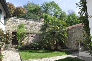 Frankfurt am Main  Außergewöhnliche Locations Mediterrane Hofreite, Meetingräume, Kaminzimmer, Gewölbekeller, Garten image 2