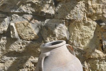 Frankfurt am Main  Außergewöhnliche Locations Mediterrane Hofreite, Meetingräume, Kaminzimmer, Gewölbekeller, Garten image 3