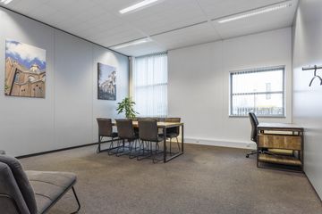 Goes Client Meeting Meeting room Oranje therapiekamer image 6