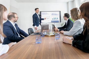 Luzern Meetingräume Ruhiger Meetingraum im traditionsreichen Handelshaus Luzern, im Zentrum image 2