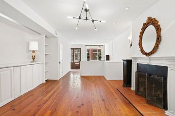 New York  Loft Wooster St Townhouse Retail Space image 1