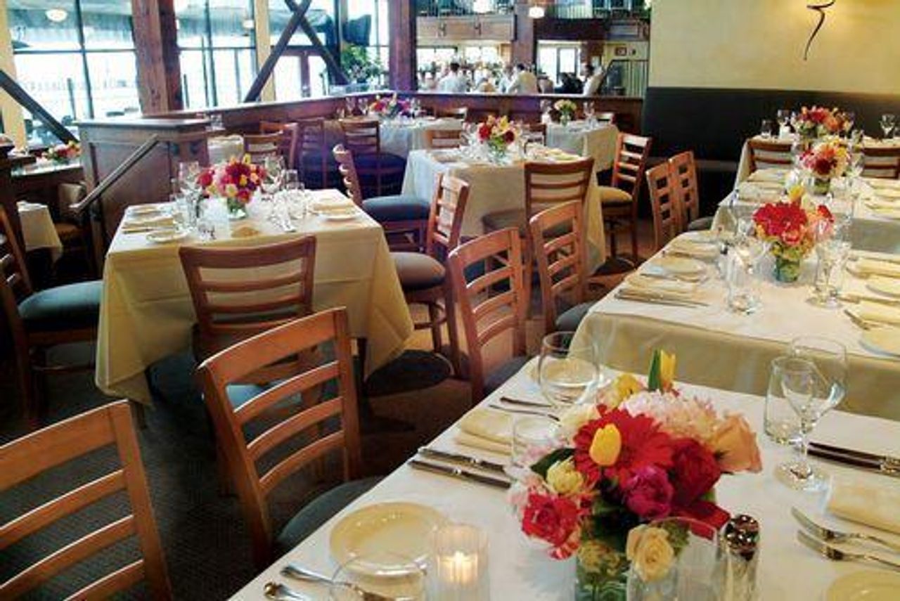 San Francisco  Restaurant Waterfront Restaurant image 8