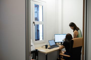 Singapore  Meeting room Private Office image 2