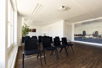 Hamburg Kreatives Meeting Meeting room Tagungsraum Hafencity image 3