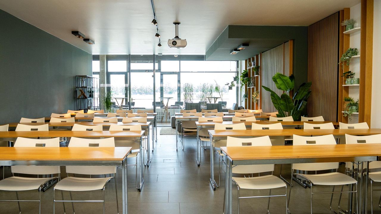 Köln Offsite-Meeting Tagungsraum Tagungsraum 1 image 2