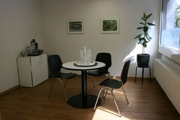 Rest der Welt Seminar  KURSRAUM / SEMINARRAUM image 2