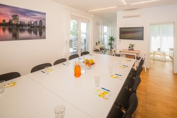 Vienna Mobiles Arbeiten Seminar rooms Danuberoom Location One image 6