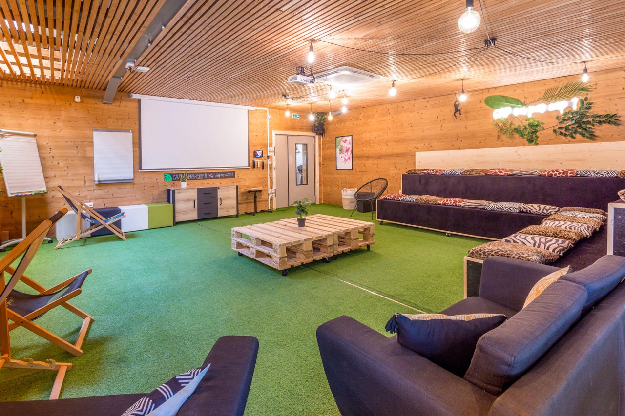 Rest of the World Team Building Event Meeting rooms Canopée image 5