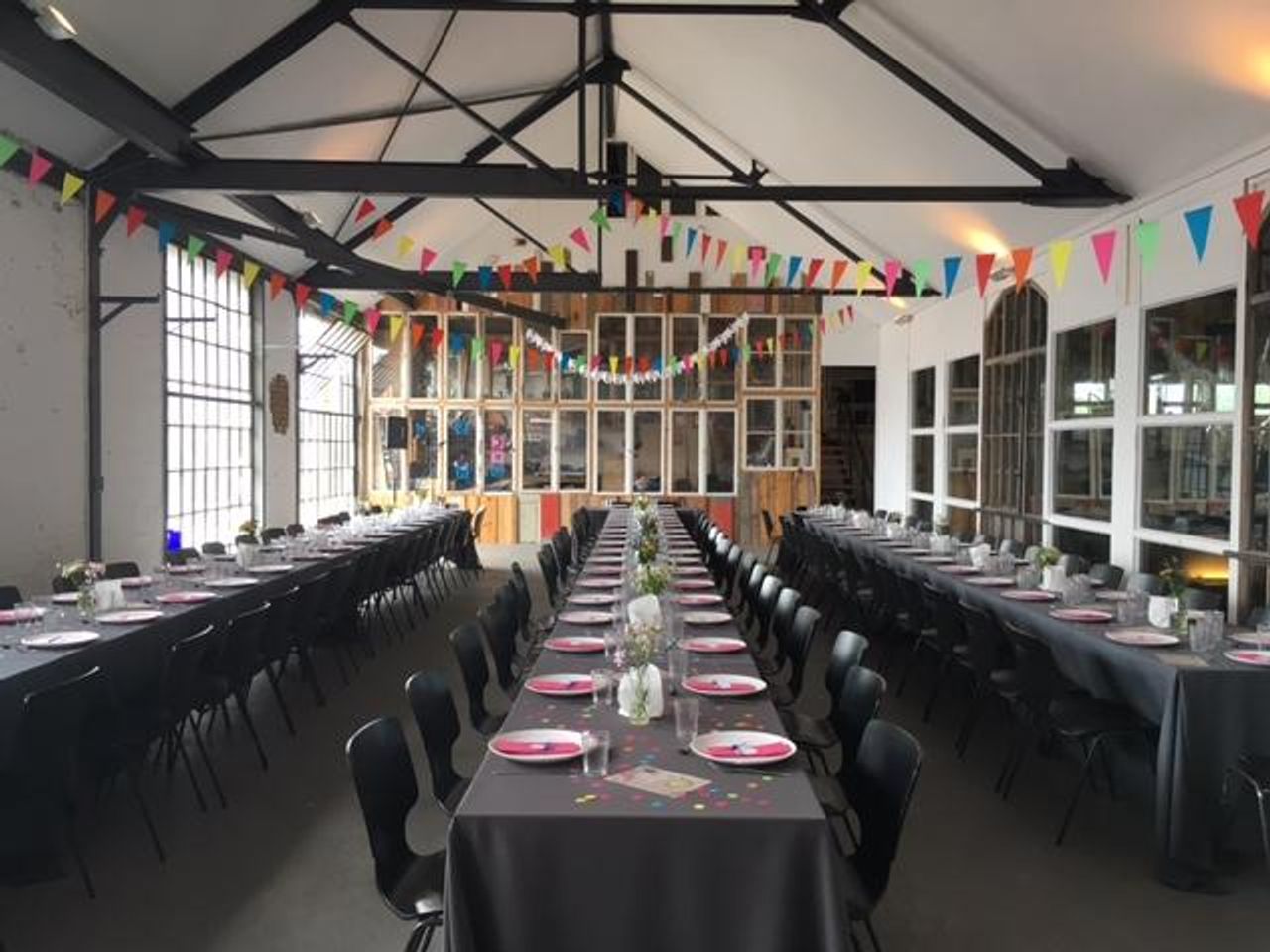 Berlin  Studio Industrial & Bright Photostudio image 12