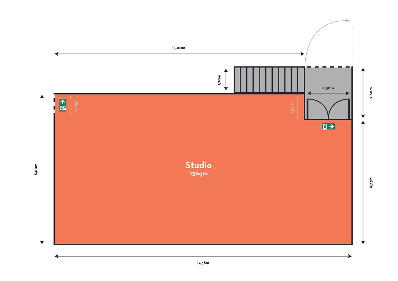Berlin  Studio Industrial & Bright Photostudio image 4