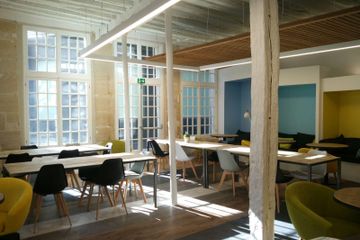 Paris Réunion créative Coworking space Espace principal image 5