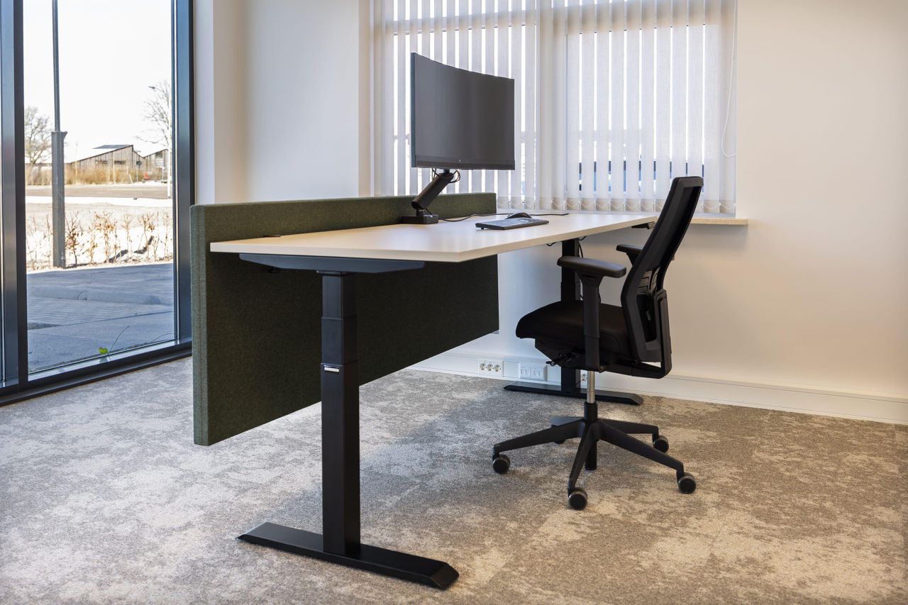 Rest of the World  Office space 2. Pieter IJzerman - kamer image 4