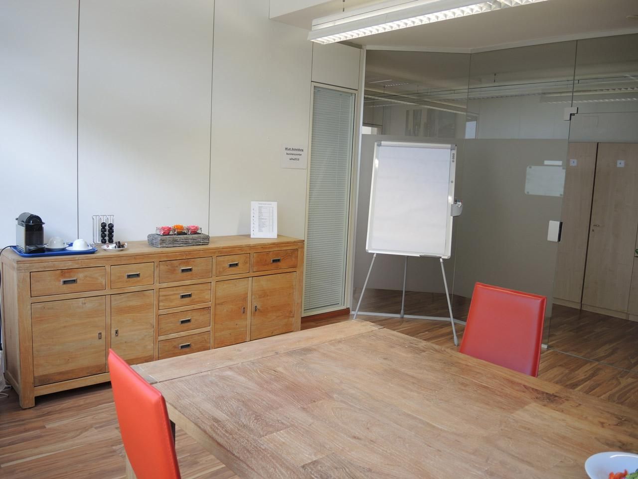 Rest of the World Kundengespräch  Pilatus image 2