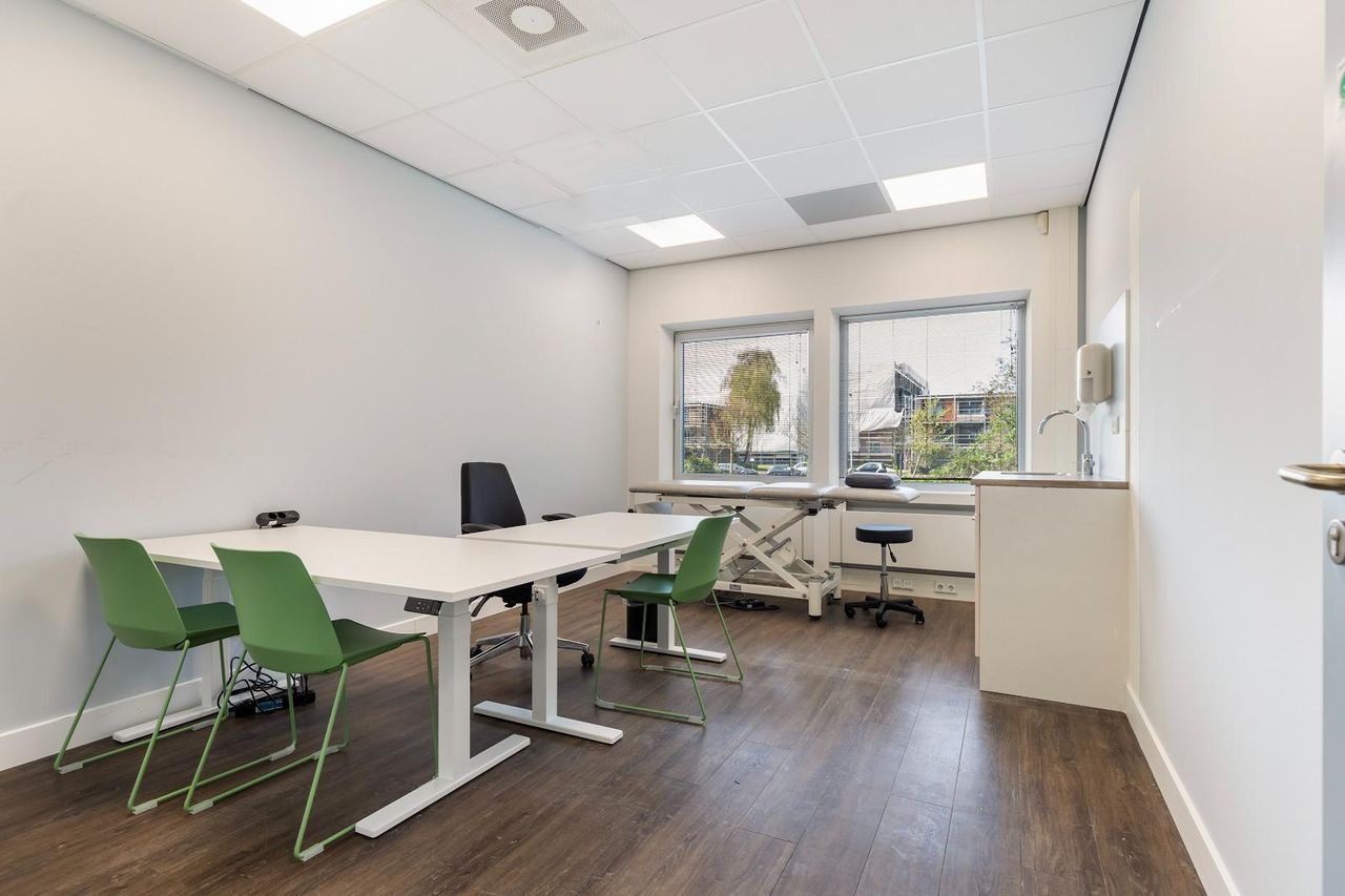 Den Haag  Werkruimte Witte kamer 2 image 2