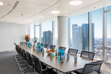 Frankfurt am Main  Business Center Tagungsraum Skyline 31. OG image 3