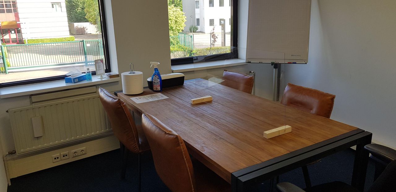 Breda Klantafspraak Meeting rooms Blauwe coachkamer image 2