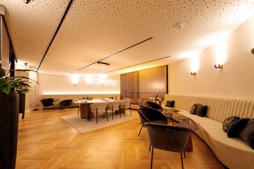 Frankfurt am Main Vergaderzalen Kaminlounge „Stradivari“ image 1