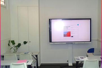 Paris Coworking space Salle Synerj Emploi image 3