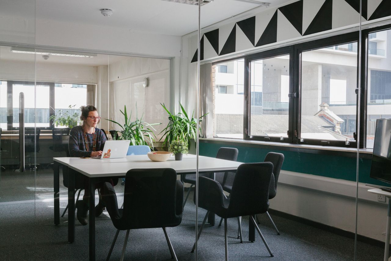 London  Office desk Desk image 0