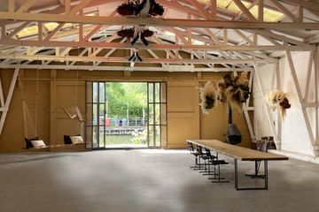 Amsterdam Locations am Wasser House of Woodstock image 1