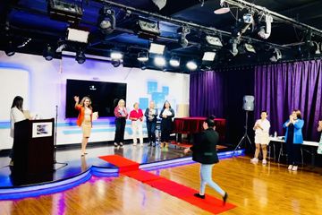 Santa Clara Creative Meeting Photostudio TV Studio image 8