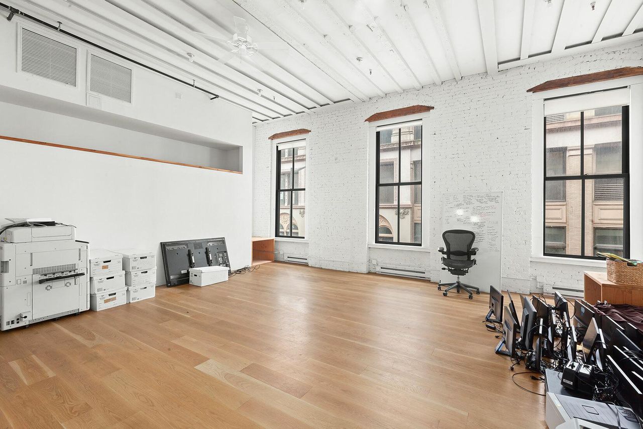 NYC  Coworking space 2nd floor image 0