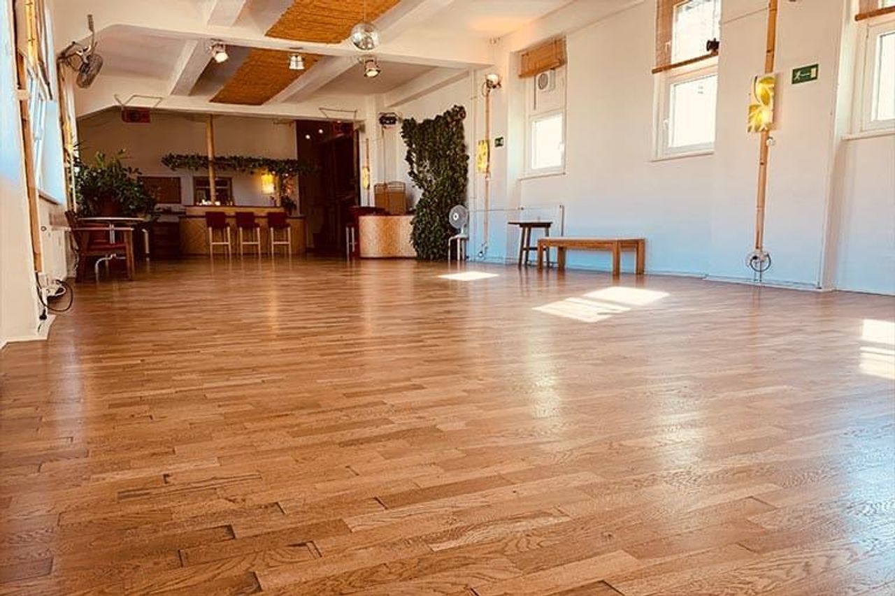 Berlin  Seminarraum Studio-Mehringdamm – Exklusive 202m² Gesamtetage image 9