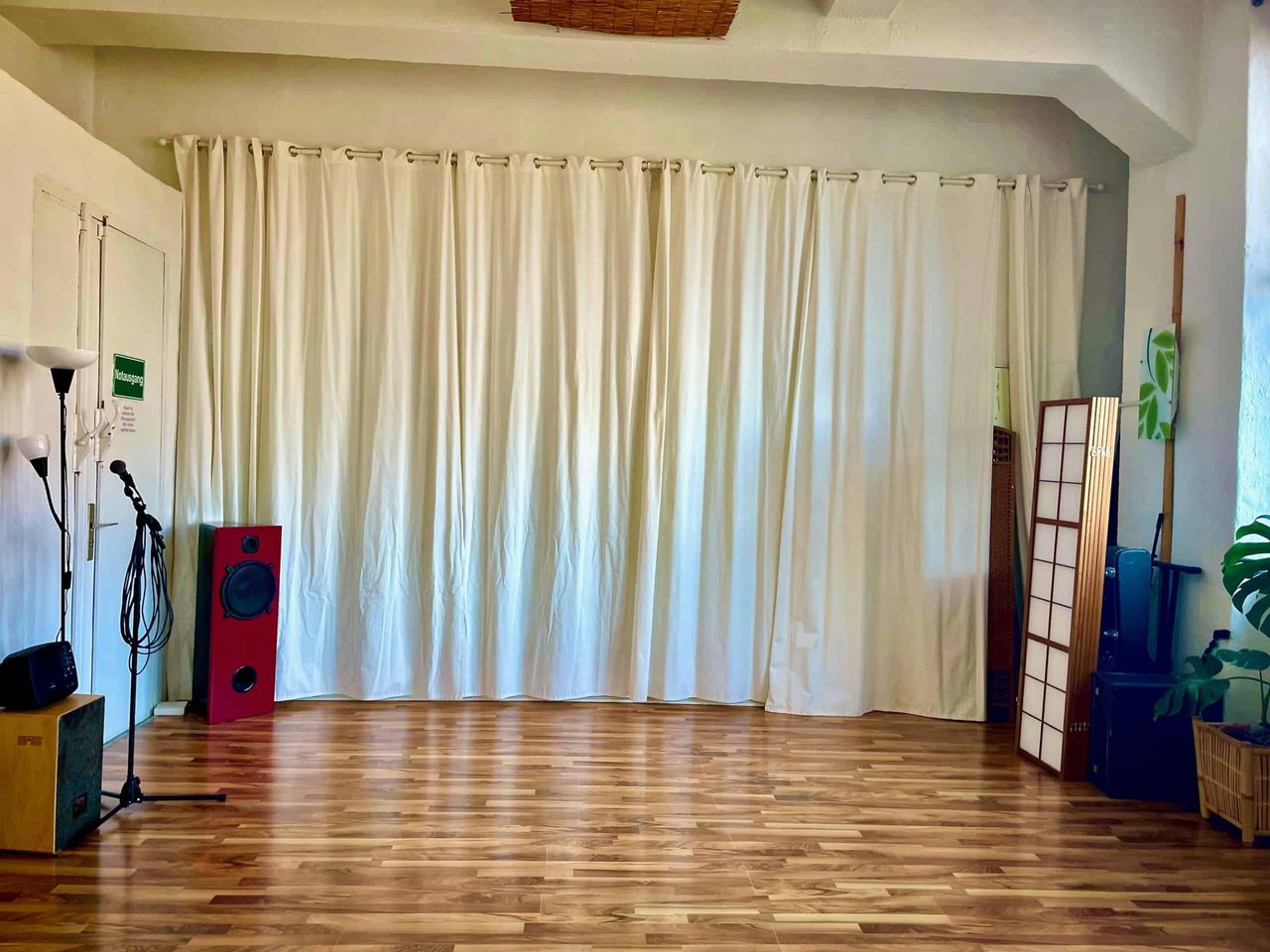 Berlin  Seminarraum Studio-Mehringdamm – Exklusive 202m² Gesamtetage image 17