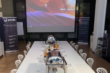 Milaan Creative Meeting Vergaderruimte Yori Studio Space image 8