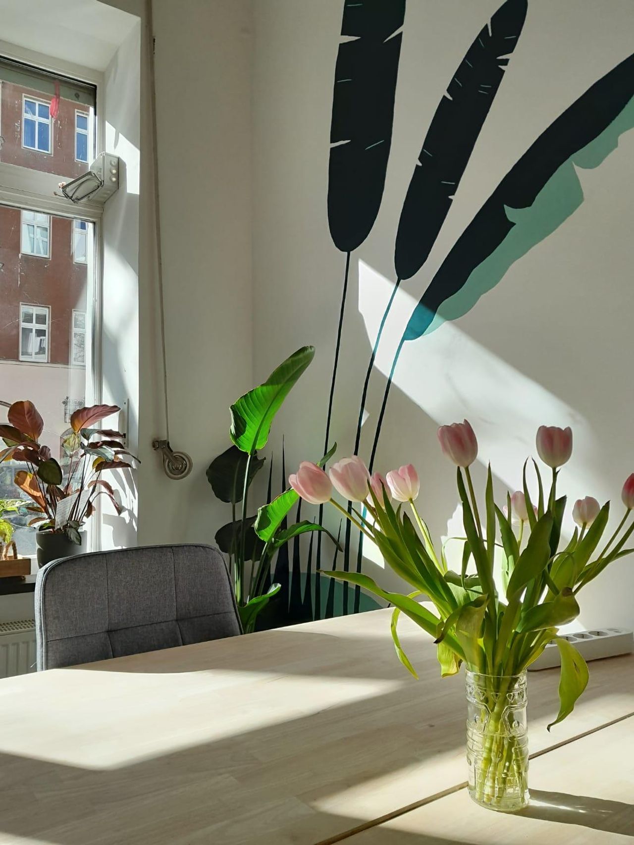 Berlin  Coworking Space Wow Space | Coworking in Berlin image 1