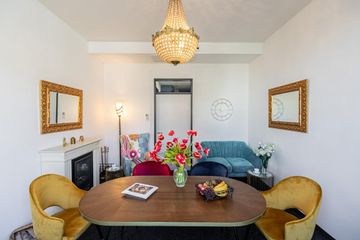 München Business Center Kaminzimmer MÜNCHEN für 1-6 Personen image 1