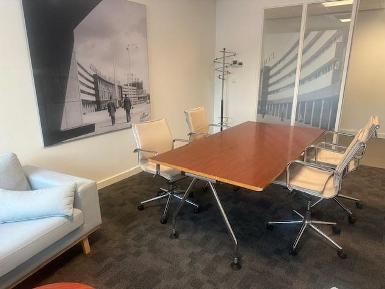 Capelle aan den IJssel Offsite meeting Business center C.S. Lokaal image 1