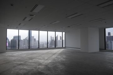 Bangkok  Classic Location Indoor space on the 27th Floor of Kronos Office Building image 4