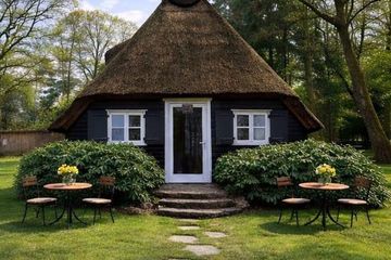 Bremen Seminar room Reetdachhäuschen image 0