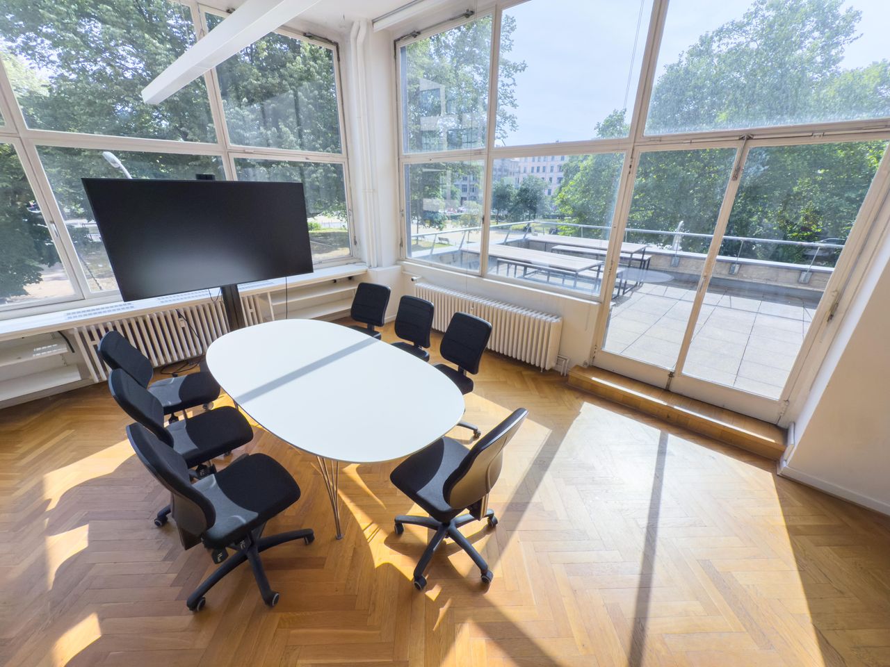 Berlin  Office space Komplettes Büro image 4