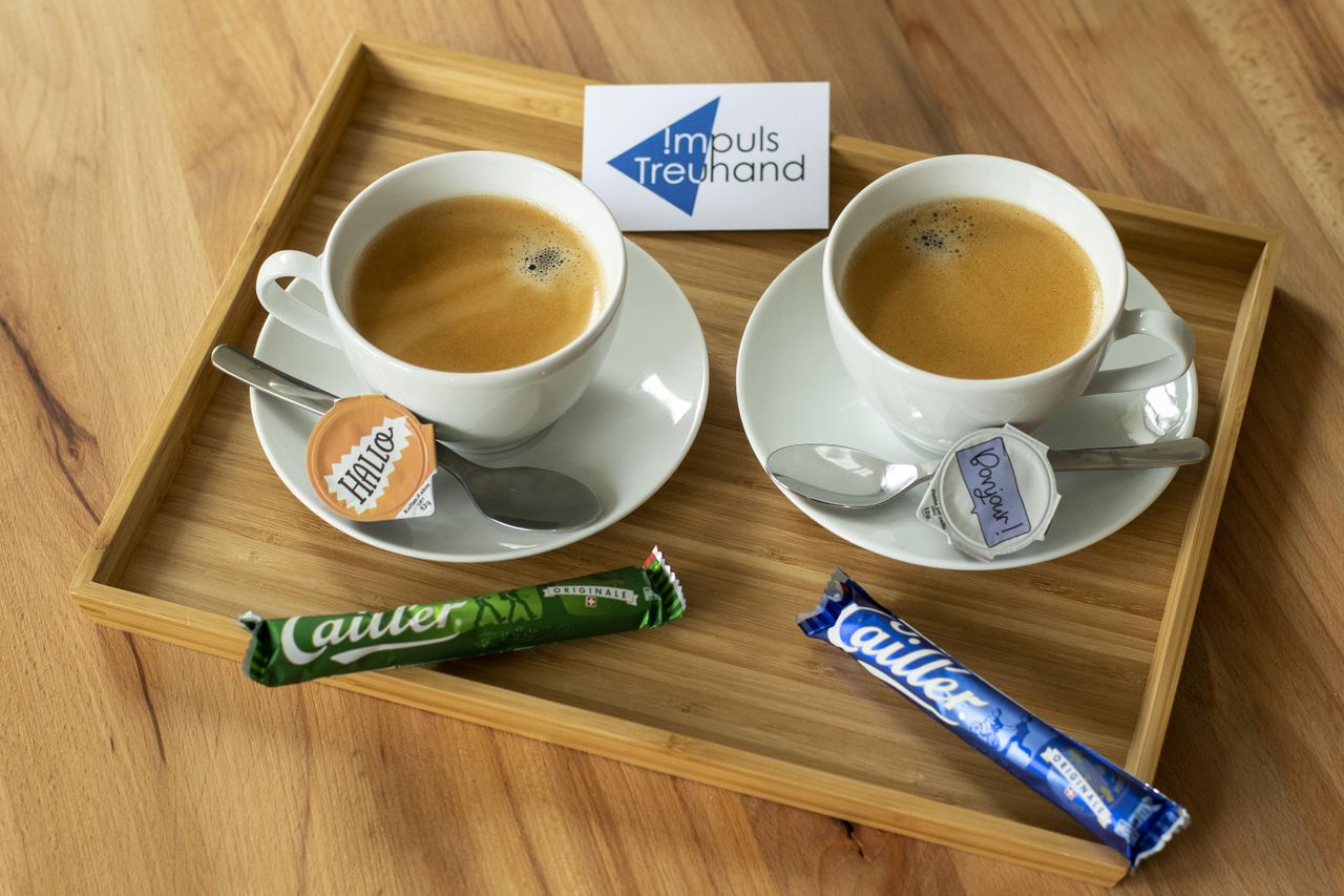 Rest of the World Coworking  Workspace 4 (Coworking 6er Tisch) image 9