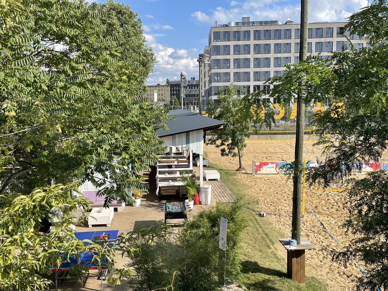 Berlin Offsite Meeting Open Air Location Mauna Island Terrasse image 3