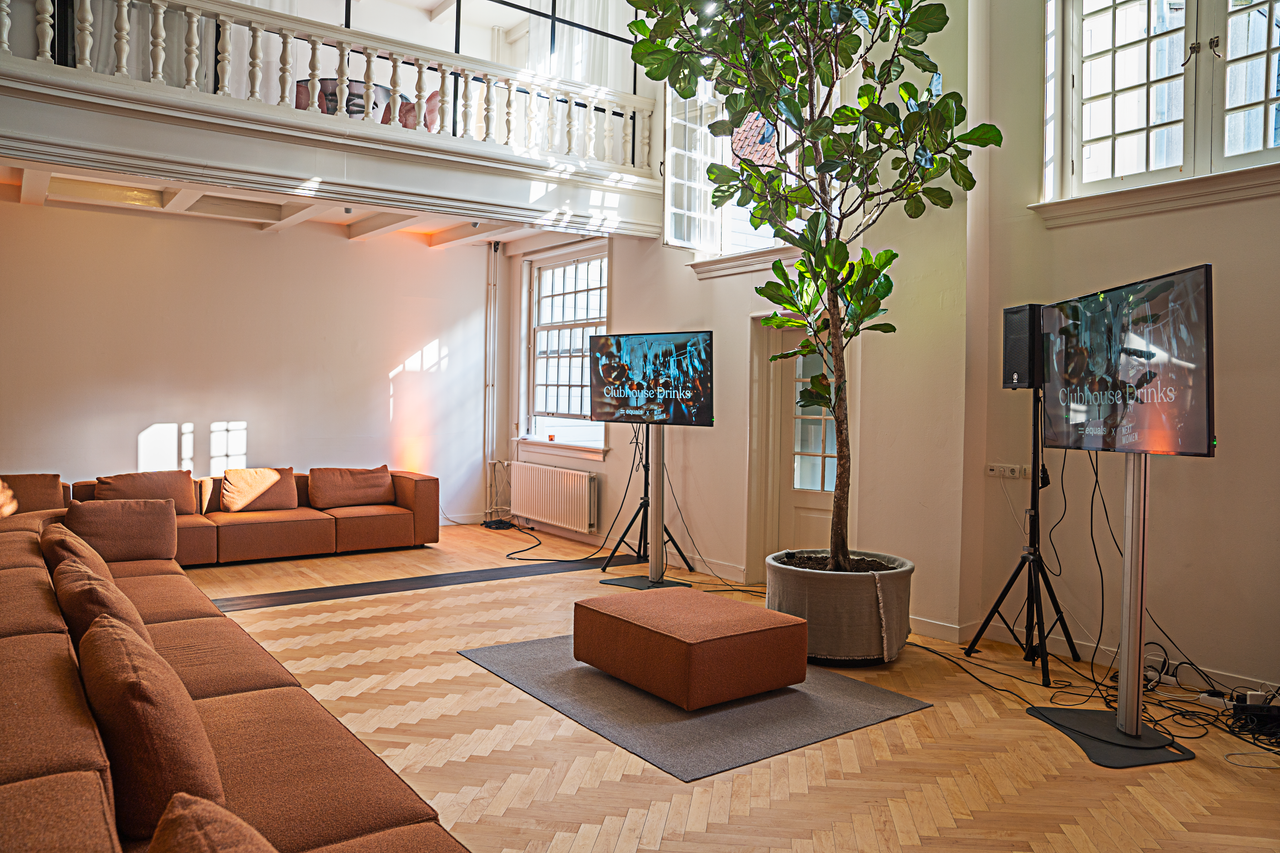 Amsterdam  Coworking Space Mini paradiso image 0