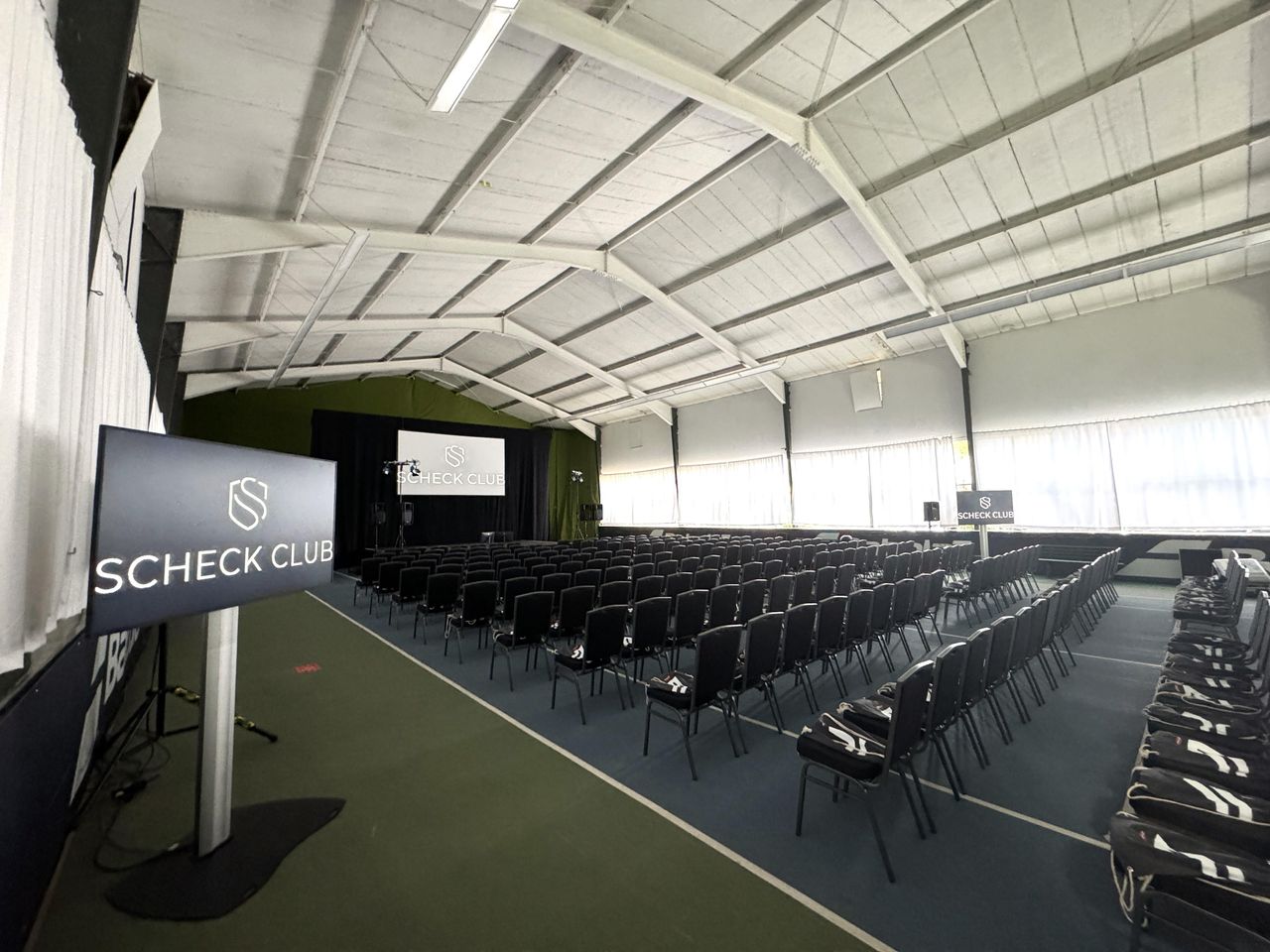 München  Eventlocation Eventhalle Tennis image 0