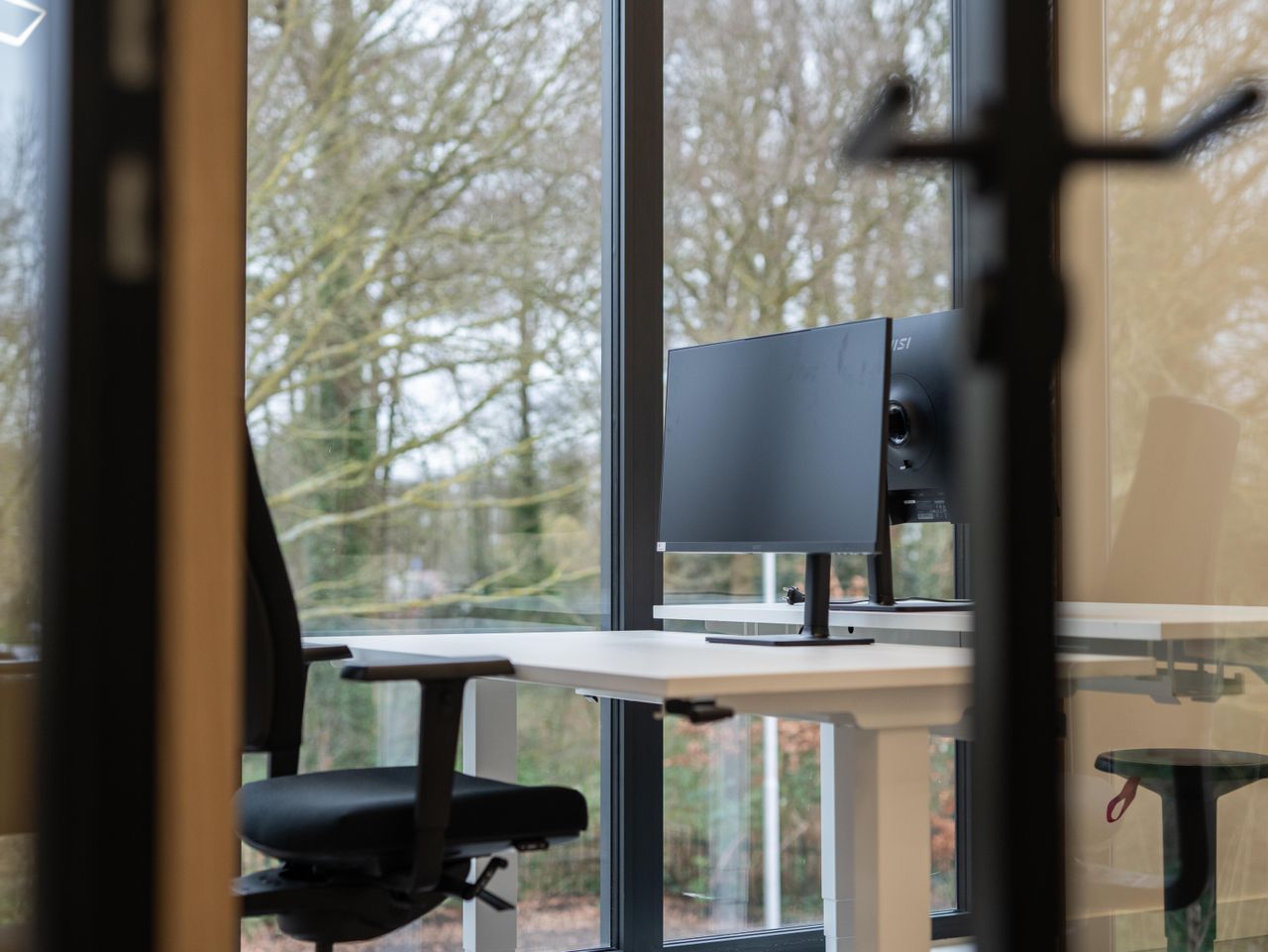 Amersfoort  Workspace Werkplek + kleine spreekkamer beneden image 1