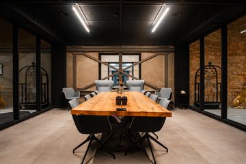 Hamburg Corporate event space Roooar Room image 7
