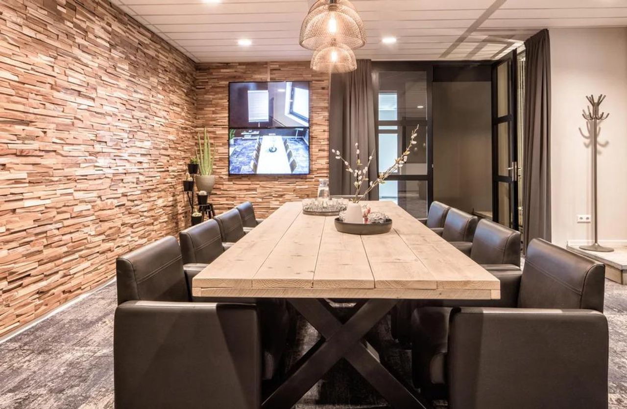 Amsterdam  Vergaderzalen Discover - vergaderruimte 4-25 personen image 0