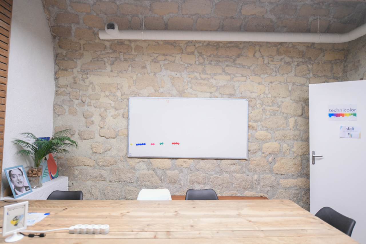 Paris Rencontre client Unusual venue Salle DALI image 1