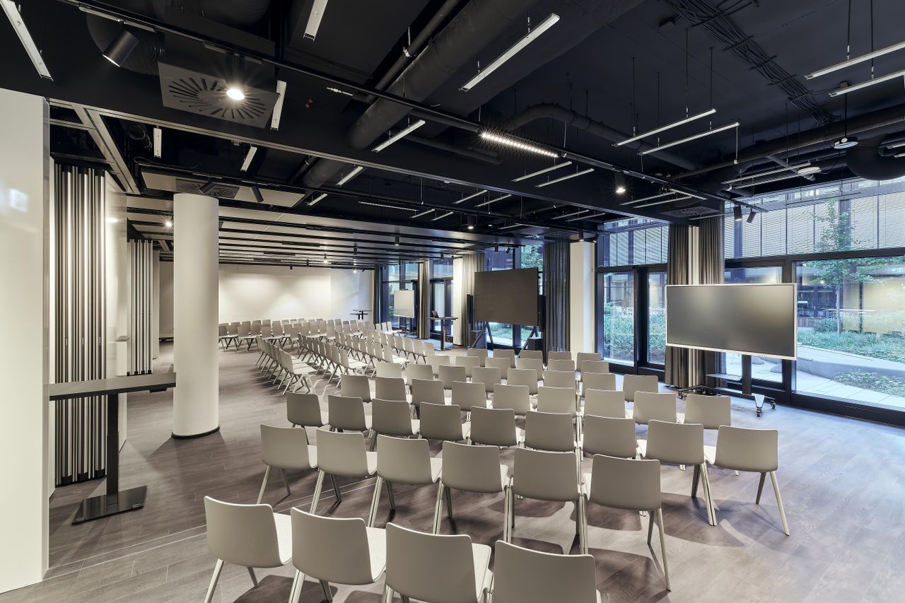 München   Collect Room 1-3 image 2