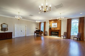 Rest der Welt  Veranstaltungsraum Jones Chapel at Meredith College image 4