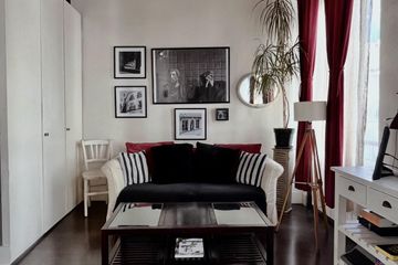 Paris Workspace Quiet & Cosy Studio • Paris Montorgueil image 4